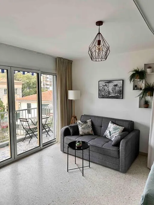 Apartment Orangers - Bord De Mer-Studio Cosy Refait A Neuf 4 Personnes Cagnes-sur-Mer France